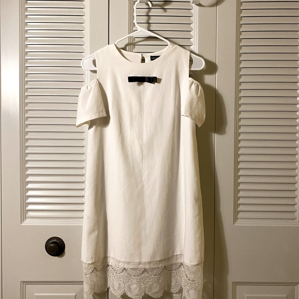 Off-the-shoulder white dress with small bow